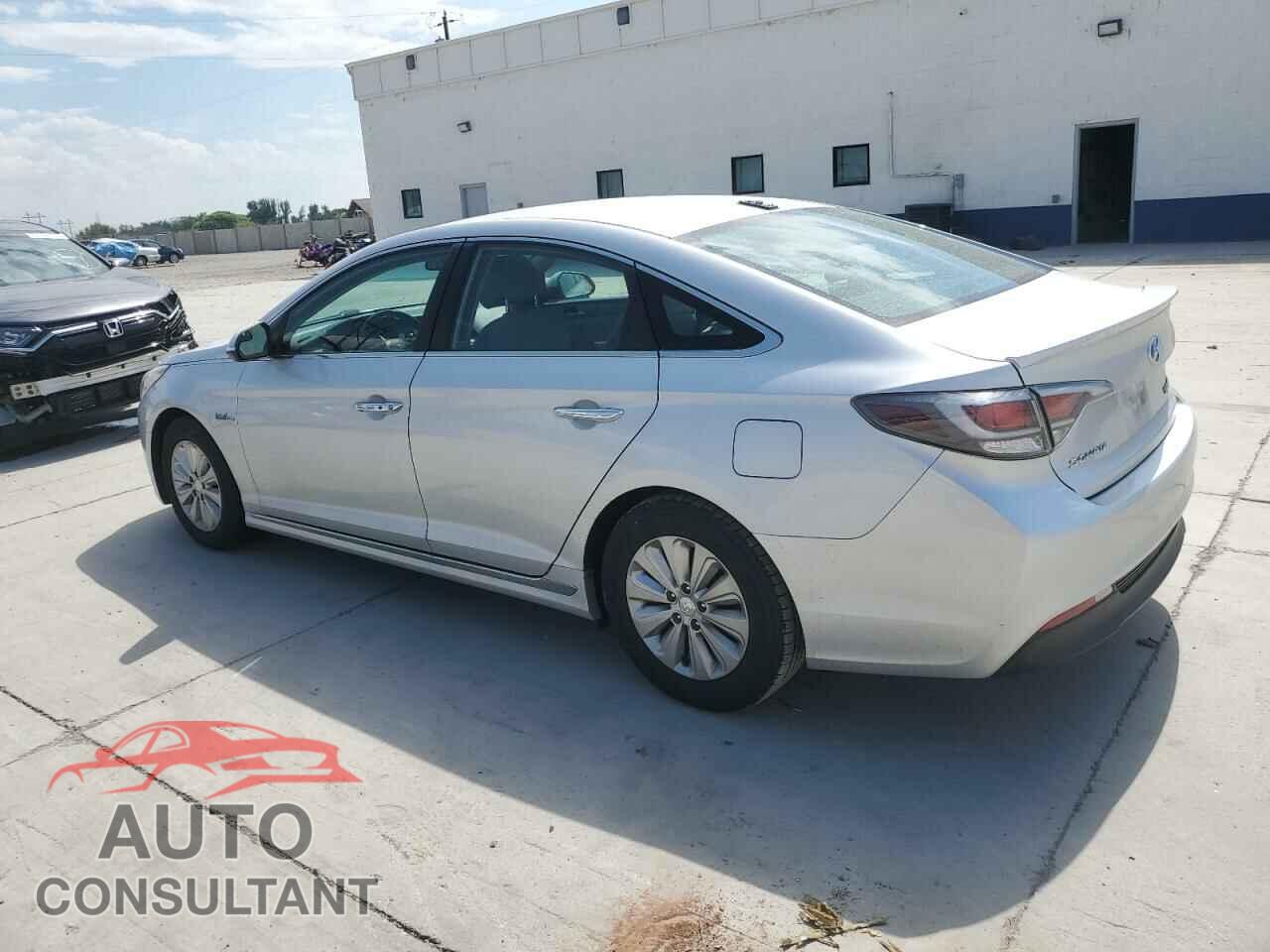 HYUNDAI SONATA 2020 - KMHE24L17HA046003
