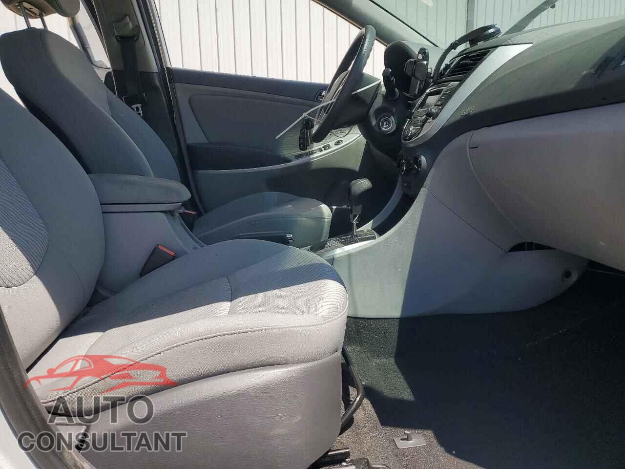 HYUNDAI ACCENT 2014 - KMHCU4AE6EU775563