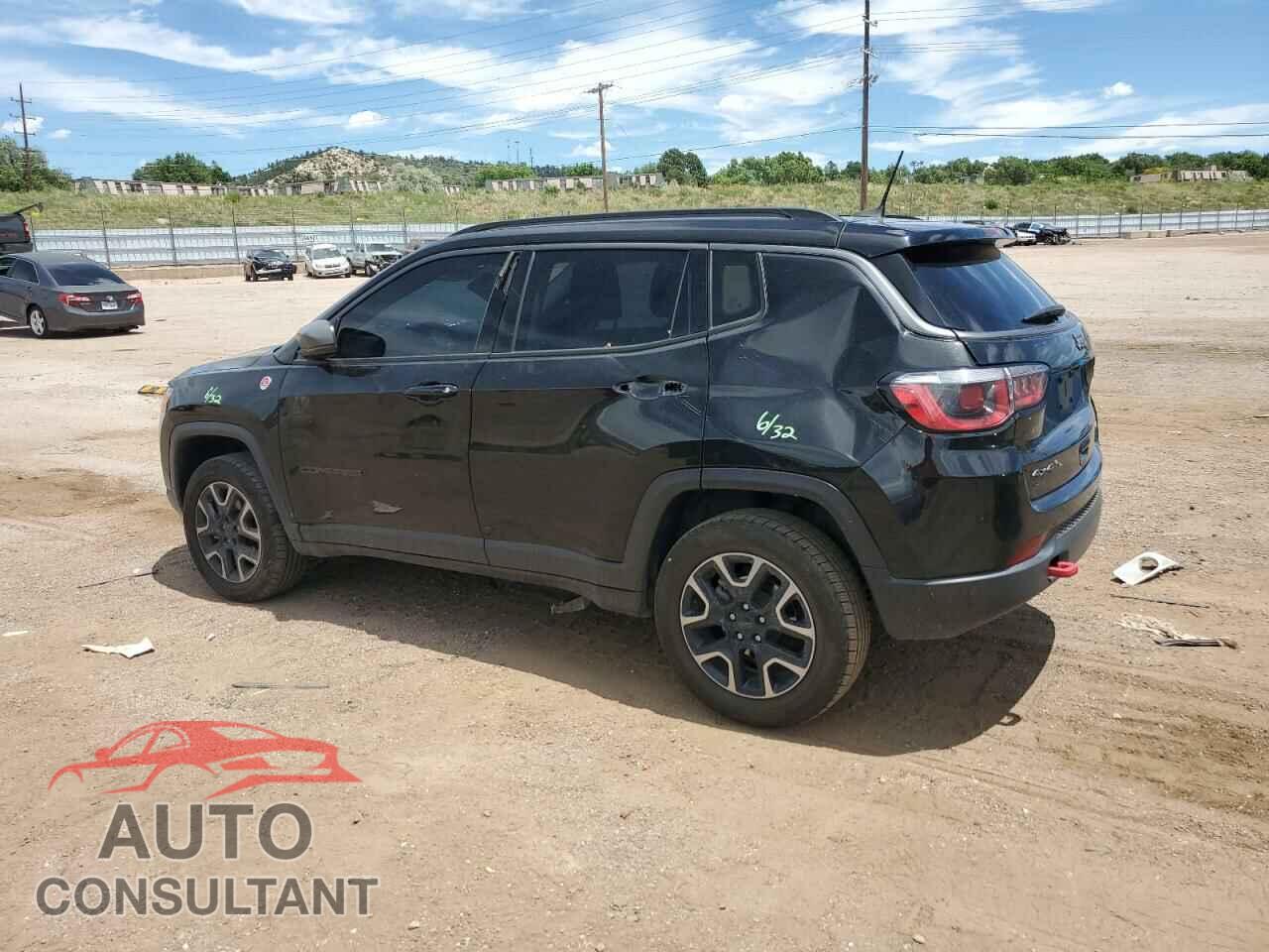 JEEP COMPASS 2018 - 3C4NJDDB6JT485156