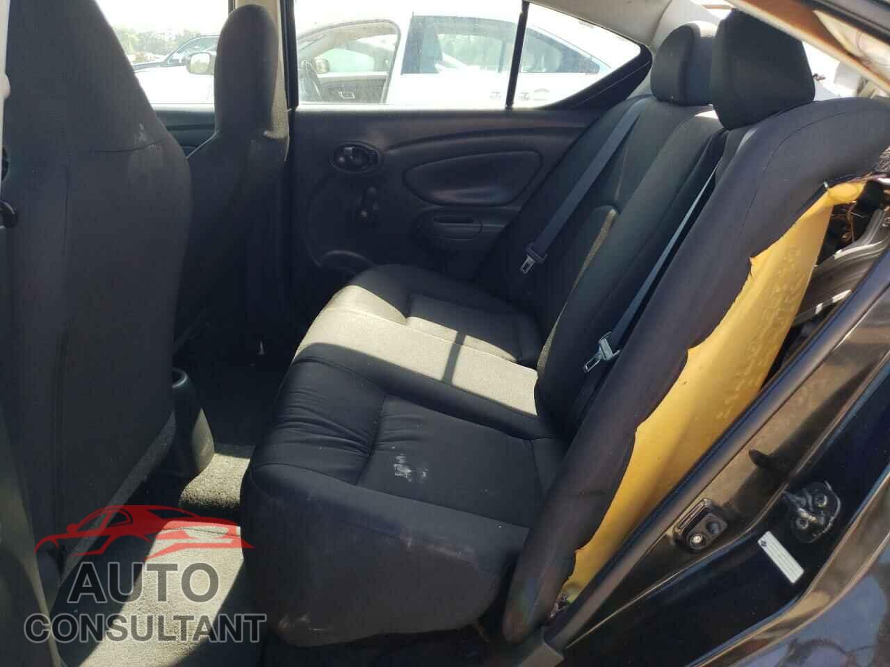 NISSAN VERSA 2016 - 3N1CN7AP3GL894644