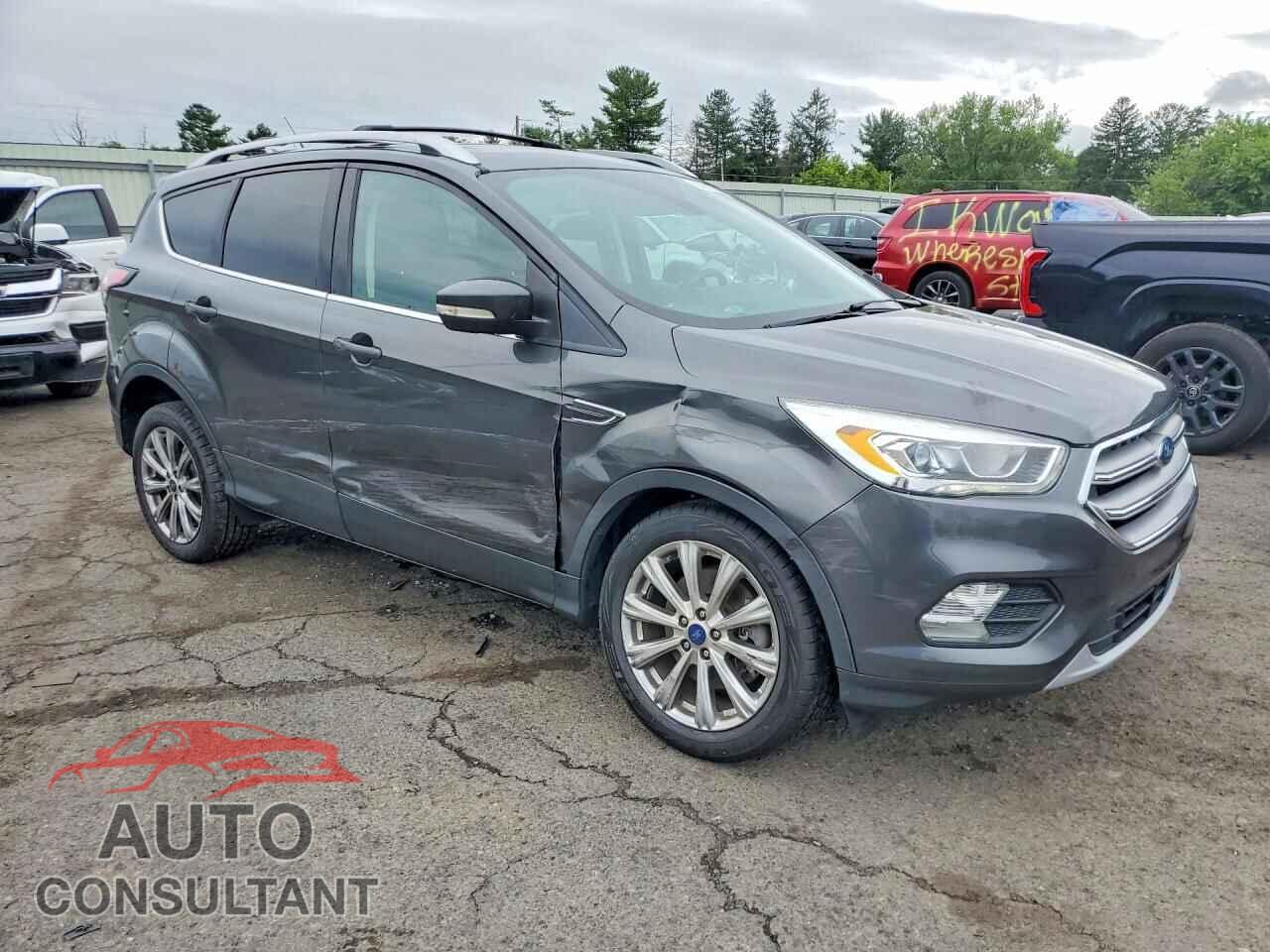 FORD ESCAPE 2017 - 1FMCU9JD7HUE28901