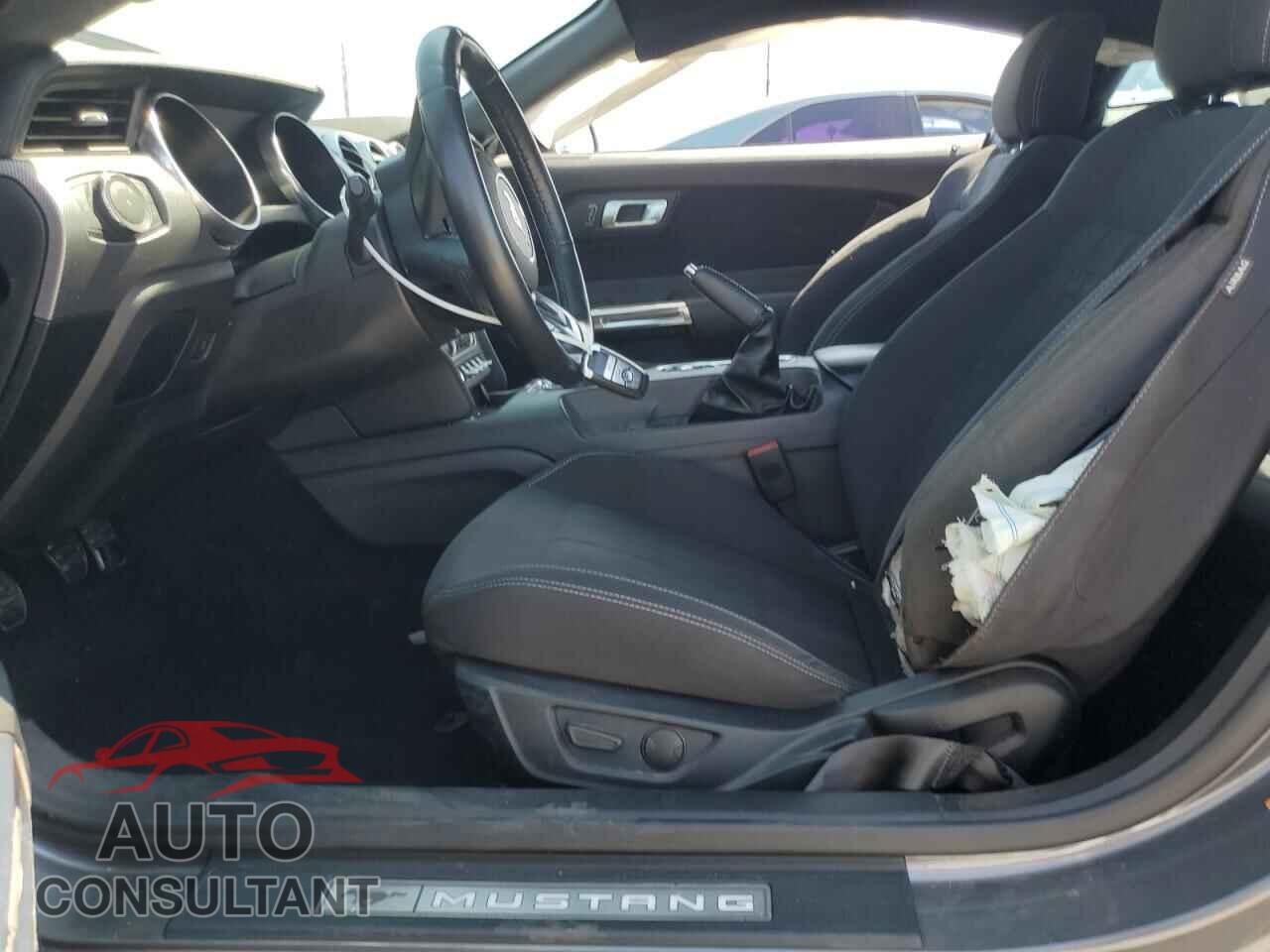FORD MUSTANG 2021 - 1FA6P8CF5M5117799