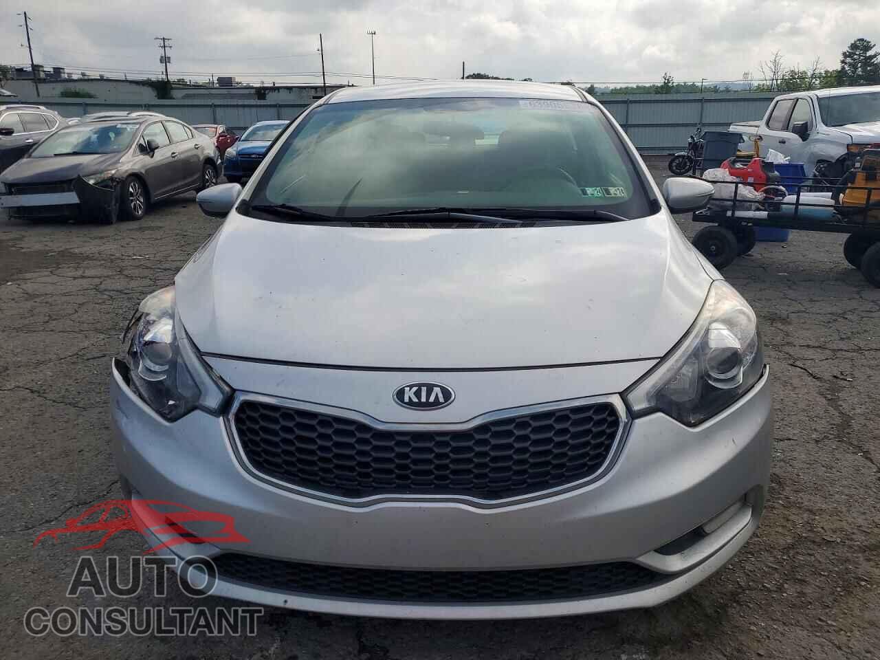 KIA FORTE 2014 - KNAFX5A82E5162291