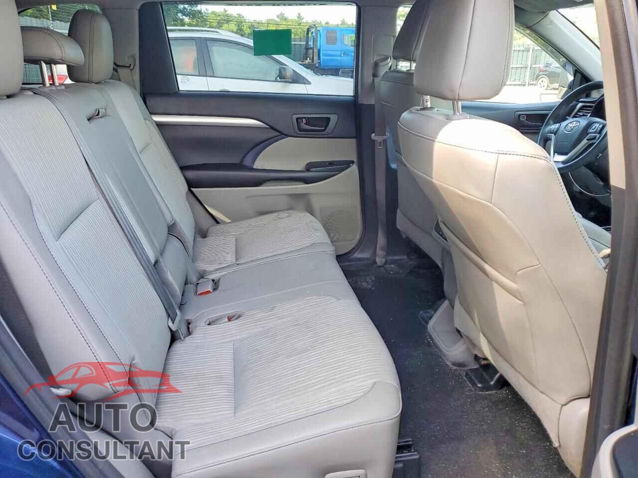 TOYOTA HIGHLANDER 2016 - 5TDBKRFH7GS314207
