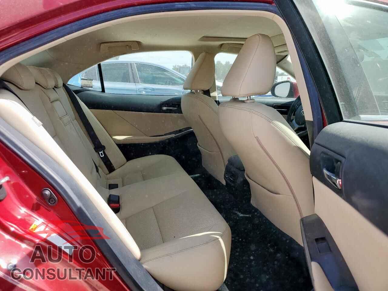 LEXUS IS 2014 - JTHBF1D28E5032356