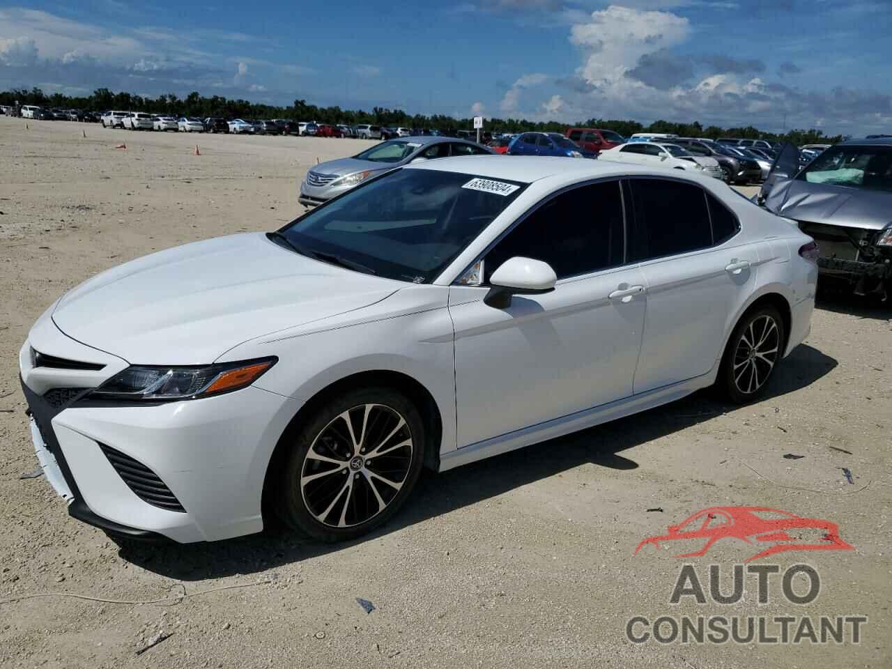 TOYOTA CAMRY 2018 - 4T1B11HK6JU551797