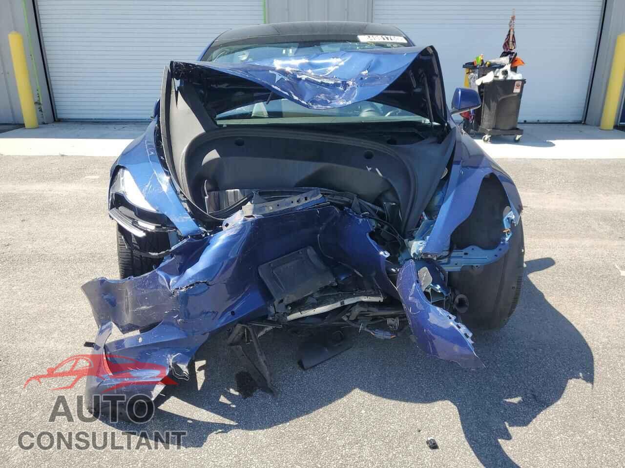 TESLA MODEL 3 2022 - 5YJ3E1EA9NF190900