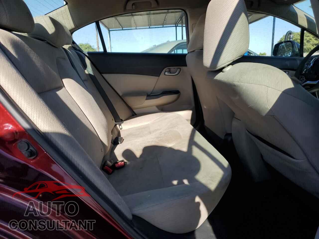 HONDA CIVIC 2013 - 2HGFB2F57DH543741