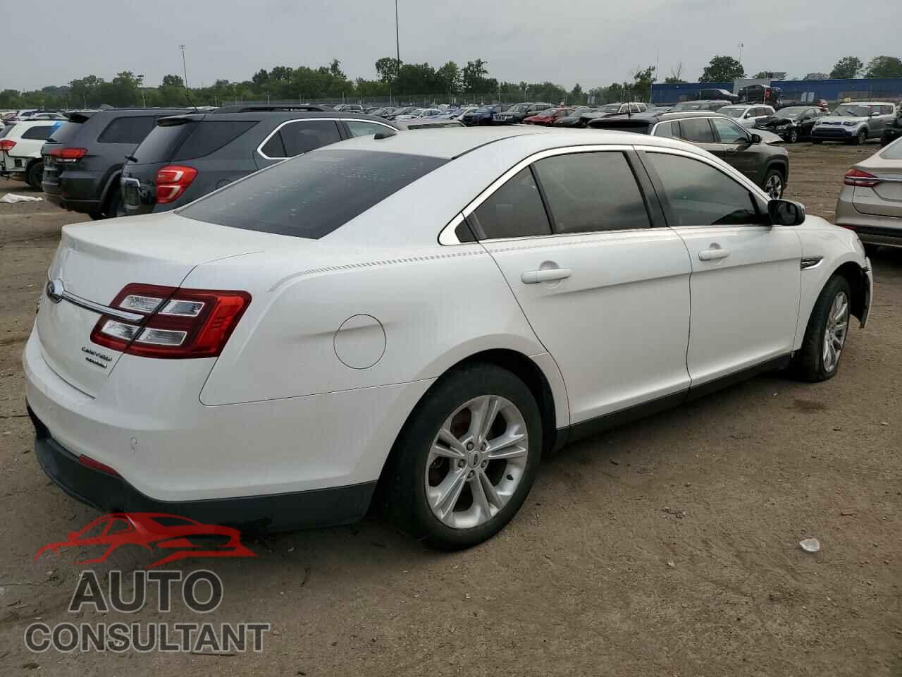 FORD TAURUS 2013 - 1FAHP2F82DG152050