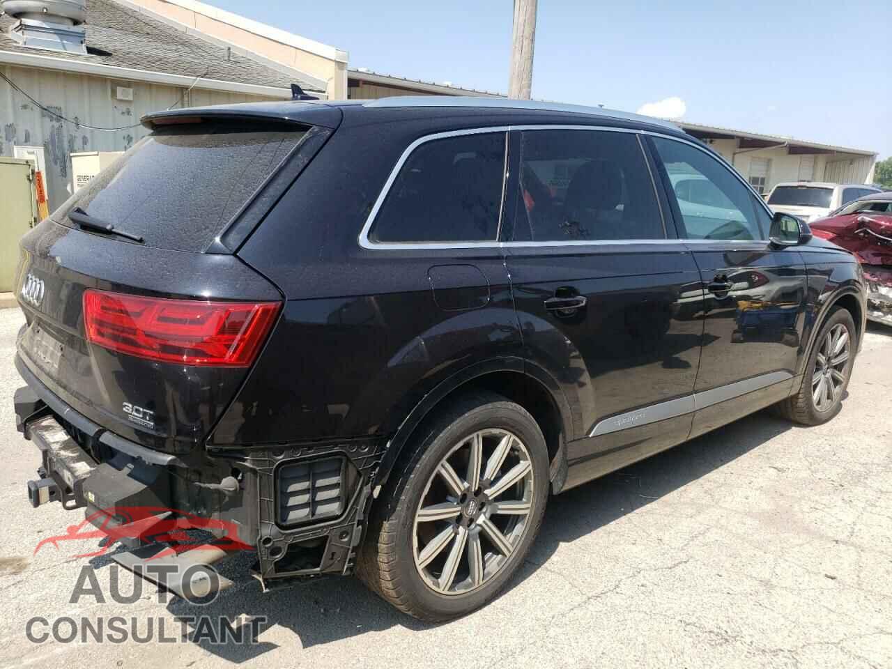 AUDI Q7 2018 - WA1VAAF73JD033009