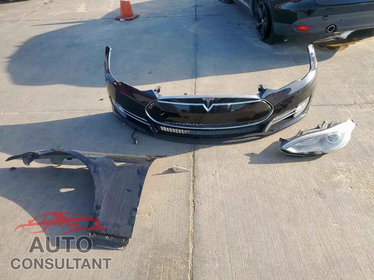 TESLA MODEL S 2014 - 5YJSA1H16EFP50018