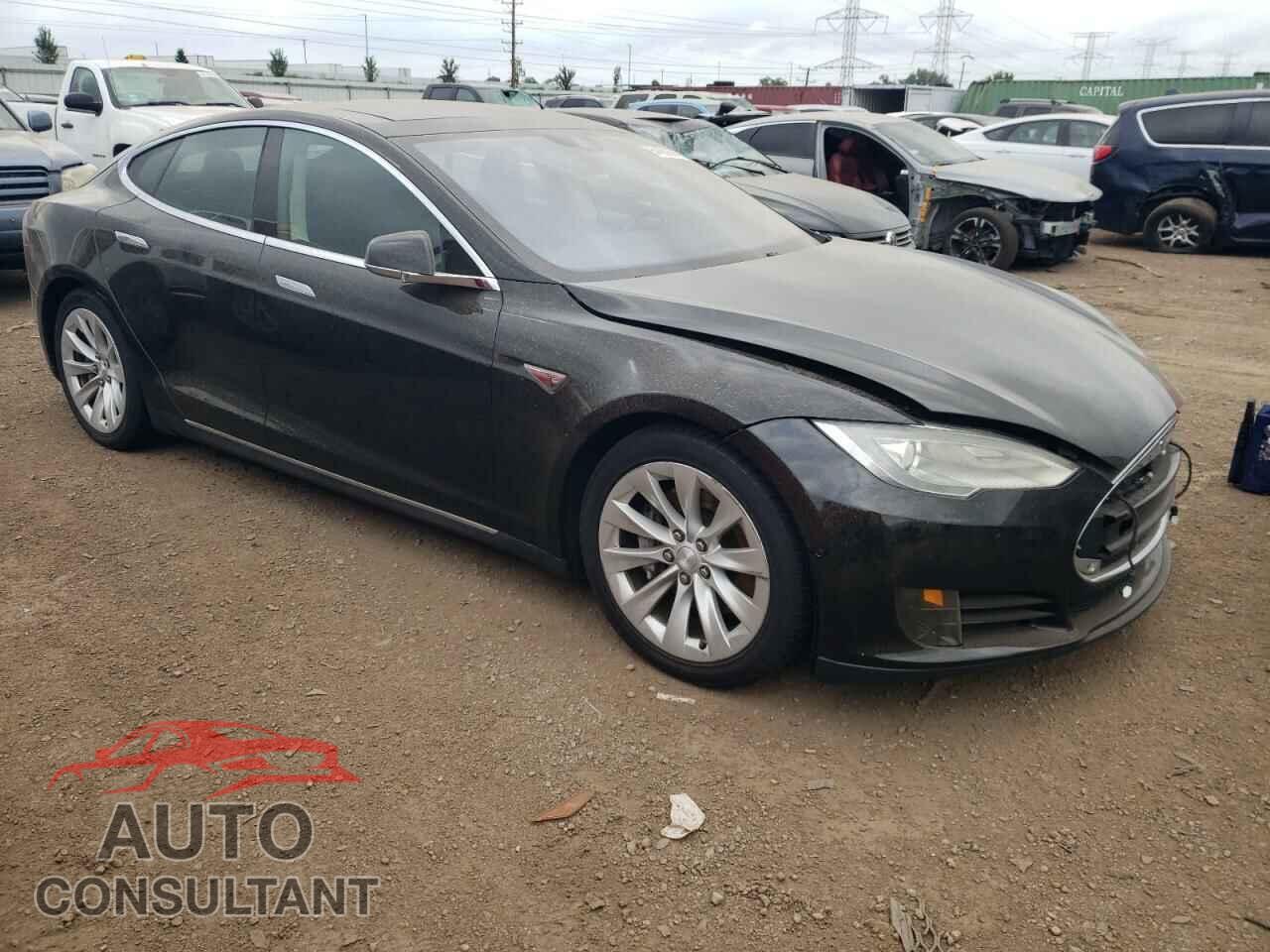 TESLA MODEL S 2016 - 5YJSA1E2XGF129851