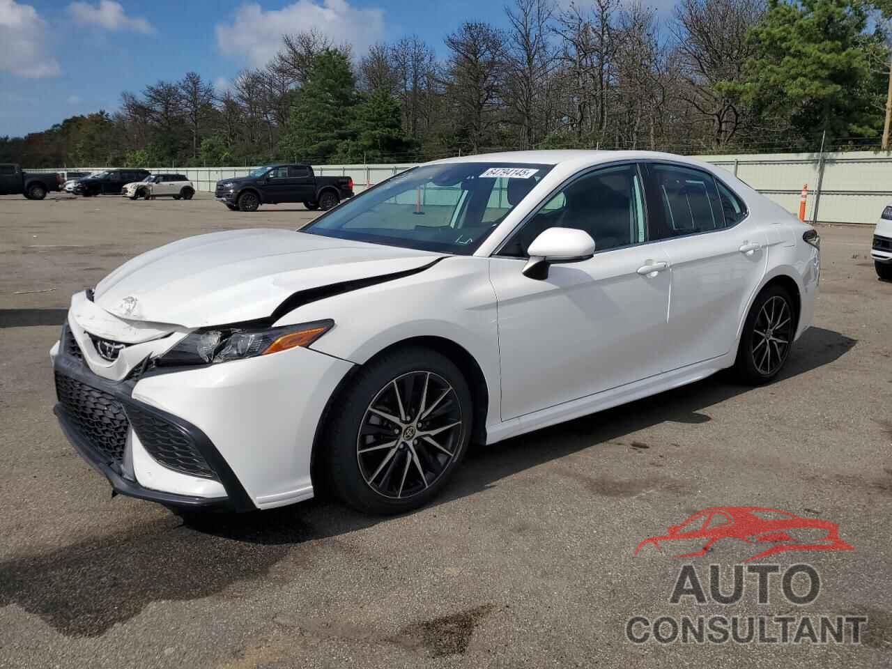 TOYOTA CAMRY 2021 - 4T1G11AK0MU497966
