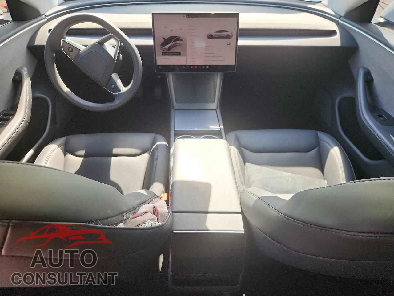 TESLA MODEL 3 2025 - 5YJ3E1EA6SF017718