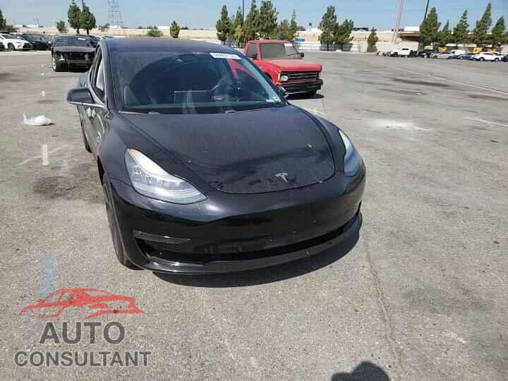 TESLA MODEL 3 2019 - 5YJ3E1EA0KF297233