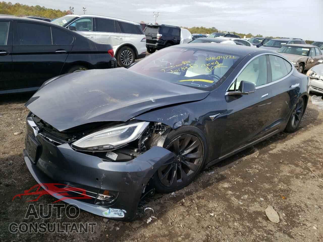 TESLA MODEL S 2018 - 5YJSA1E21JF251599