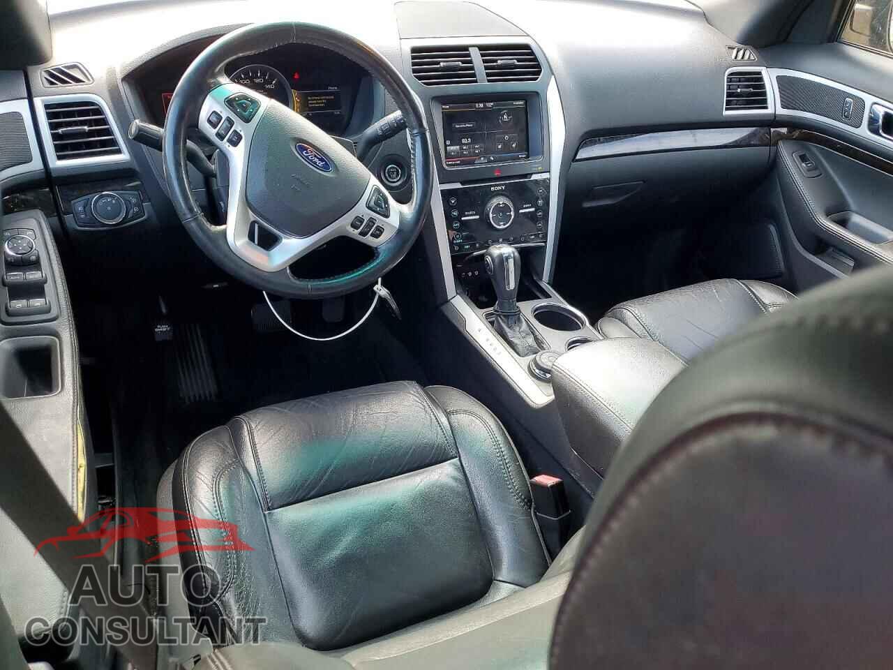 FORD EXPLORER 2011 - 1FMHK8F85BGA51976