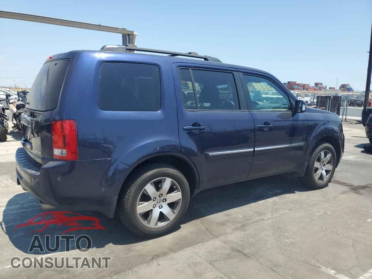 HONDA PILOT 2013 - 5FNYF3H98DB035897
