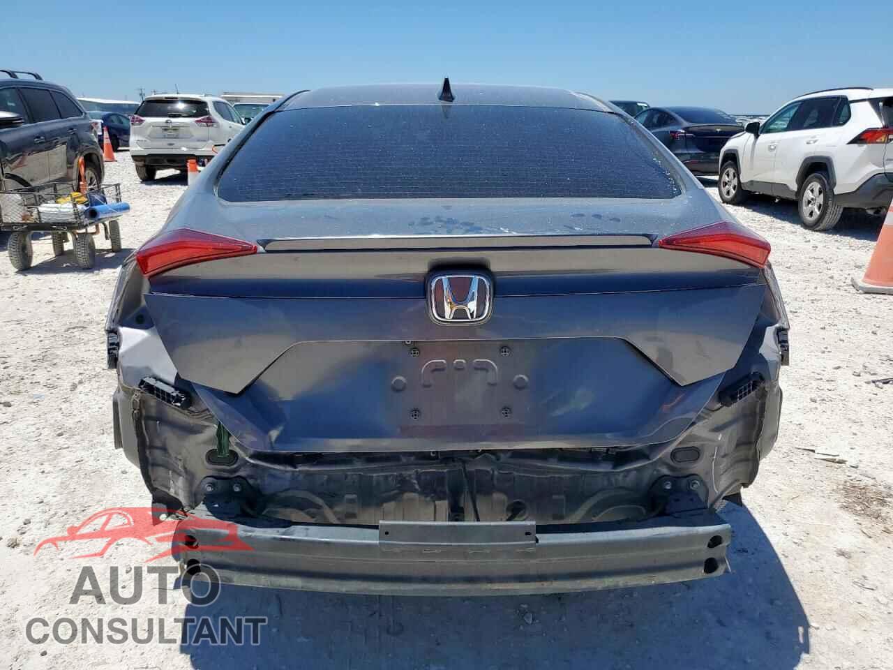 HONDA CIVIC 2018 - 2HGFC2F79JH500867