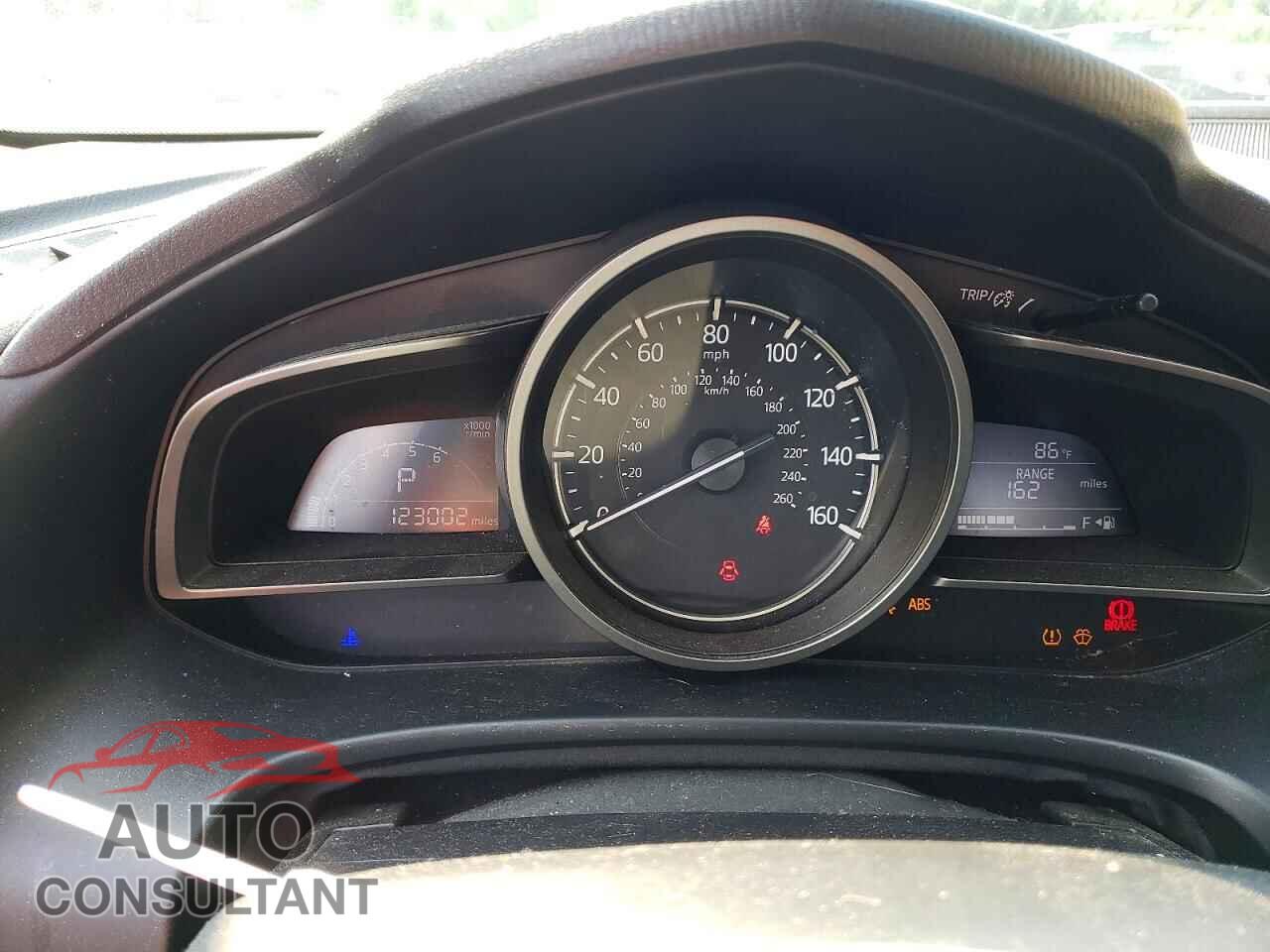 MAZDA 3 2017 - 3MZBN1U7XHM138044