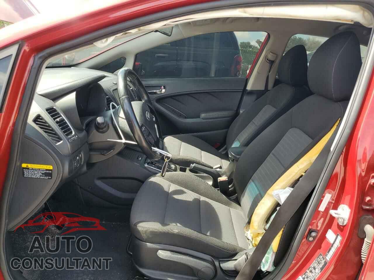 KIA FORTE 2017 - 3KPFL4A7XHE159647