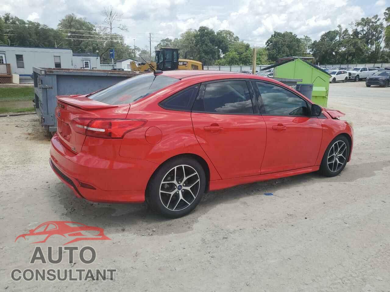 FORD FOCUS 2015 - 1FADP3F23FL362618