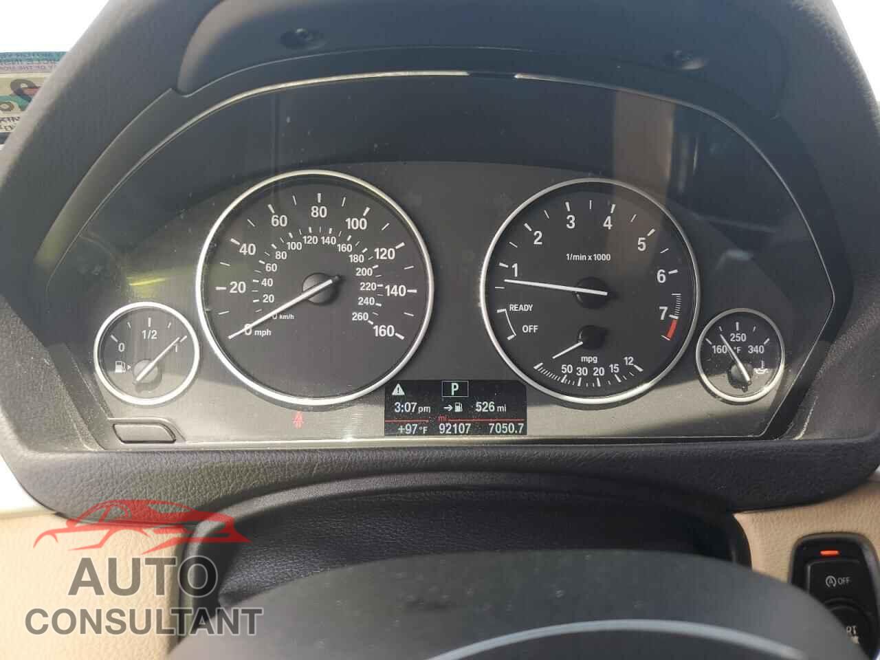 BMW 3 SERIES 2017 - WBA8E5G30HNU43861
