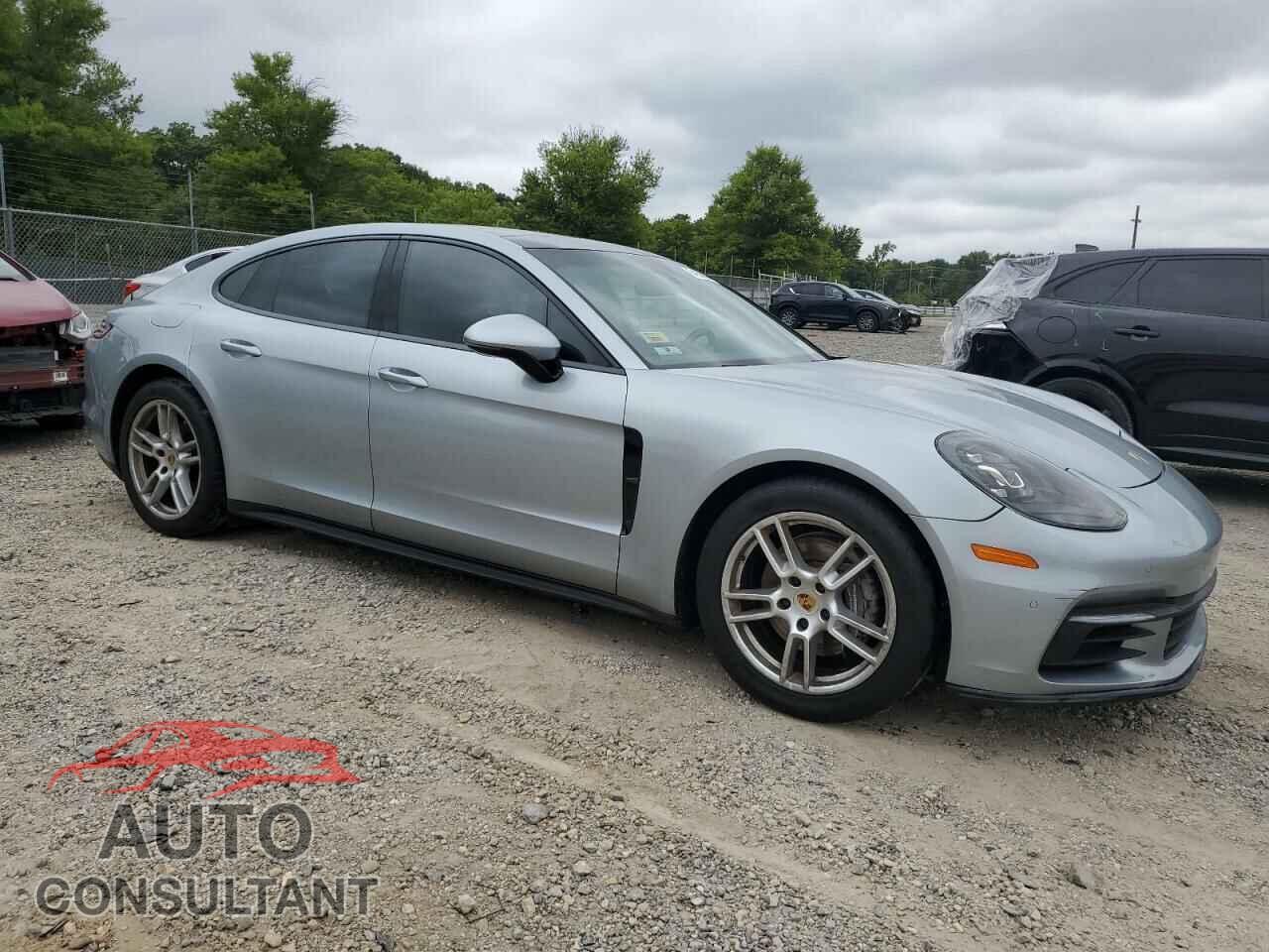 PORSCHE PANAMERA 2018 - WP0AA2A76JL119132
