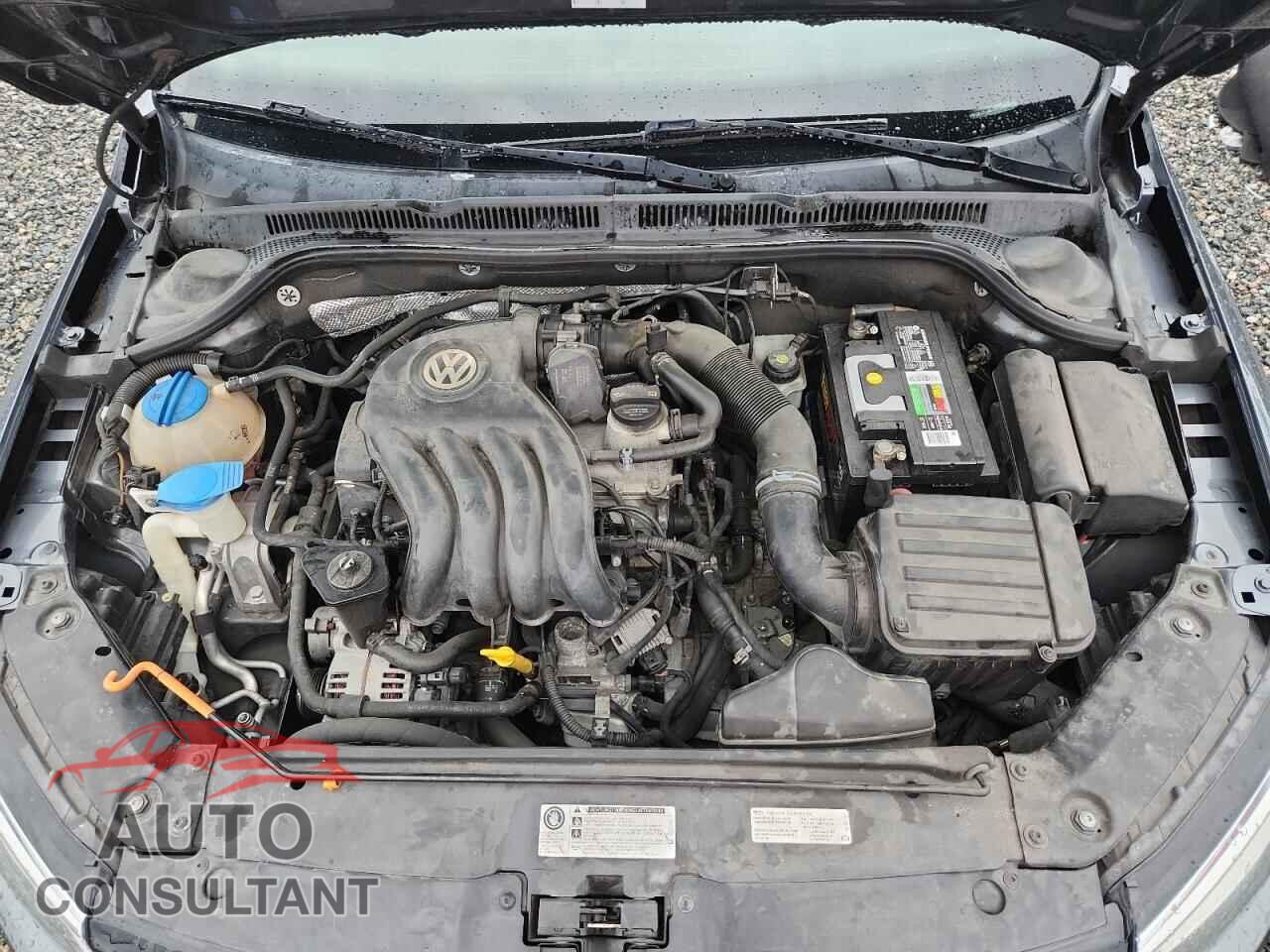VOLKSWAGEN JETTA 2013 - 3VW2K7AJ5DM400817