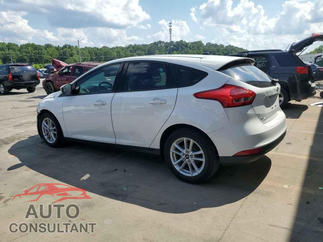 FORD FOCUS 2015 - 1FADP3K24FL364335