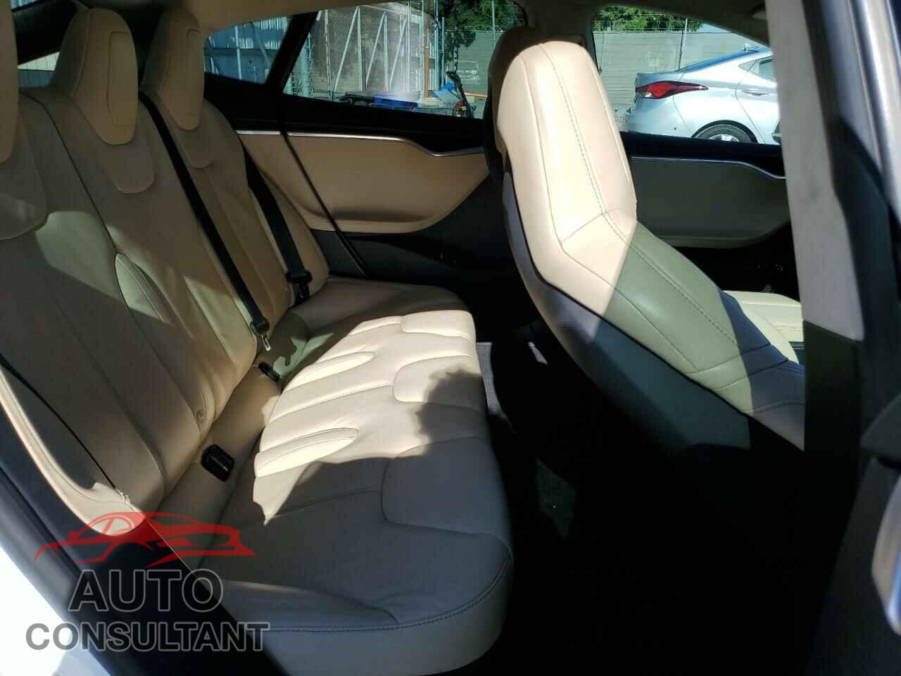 TESLA MODEL S 2016 - 5YJSA1E10GF125167