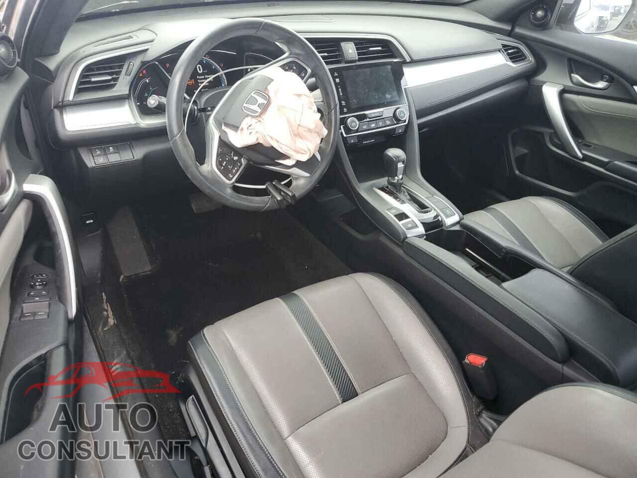 HONDA CIVIC 2018 - 2HGFC3B96JH356031