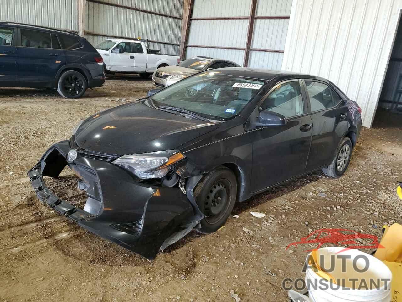 TOYOTA COROLLA 2018 - 5YFBURHE7JP822299
