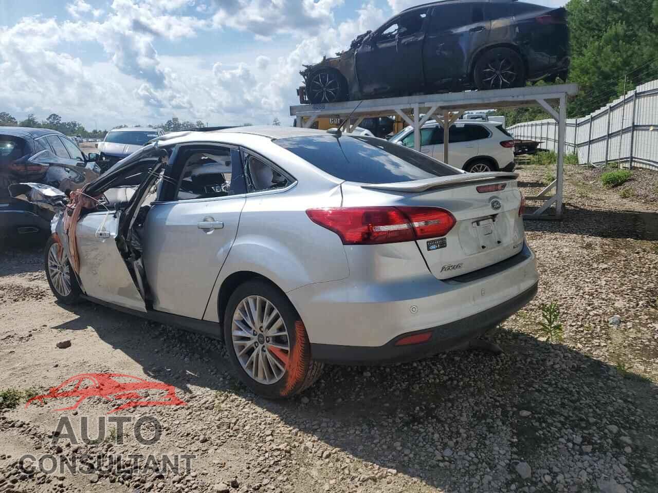 FORD FOCUS 2017 - 1FADP3J25HL242281