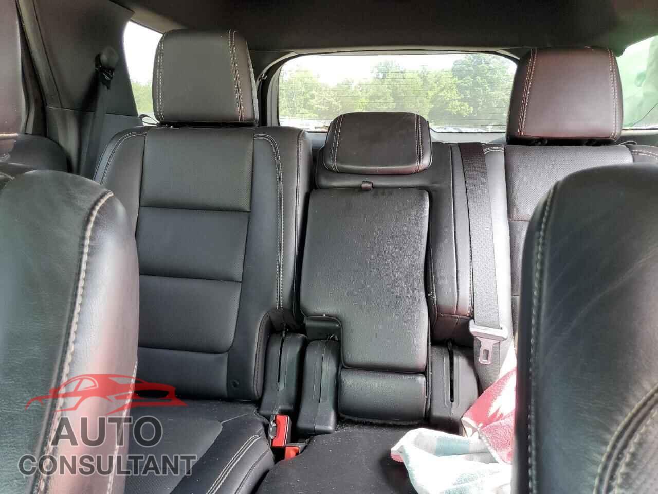FORD EXPLORER 2015 - 1FM5K8GT4FGB00077