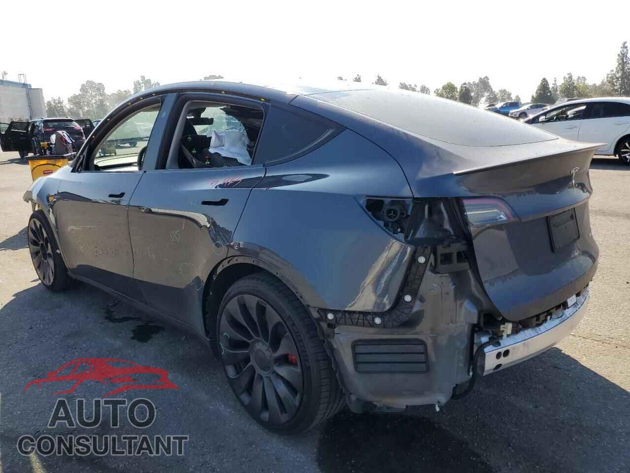 TESLA MODEL Y 2023 - 7SAYGDEF4PF866088