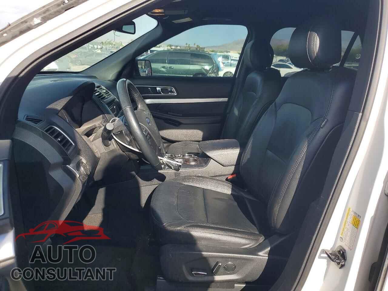 FORD EXPLORER 2017 - 1FM5K7D80HGD99872