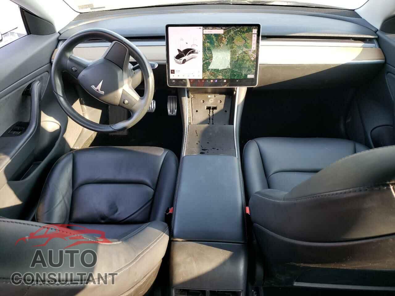 TESLA MODEL 3 2018 - 5YJ3E1EB2JF055082