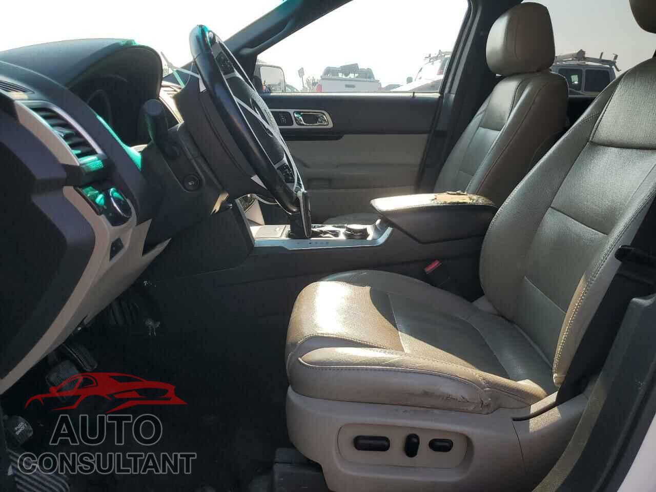 FORD EXPLORER 2011 - 1FMHK8F84BGA45568