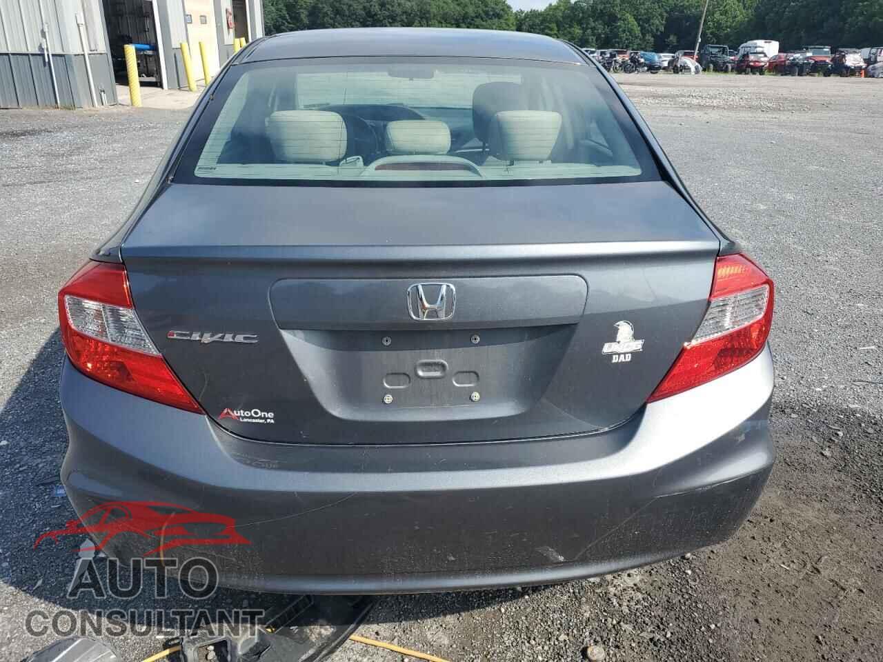 HONDA CIVIC 2012 - 2HGFB2F57CH317374