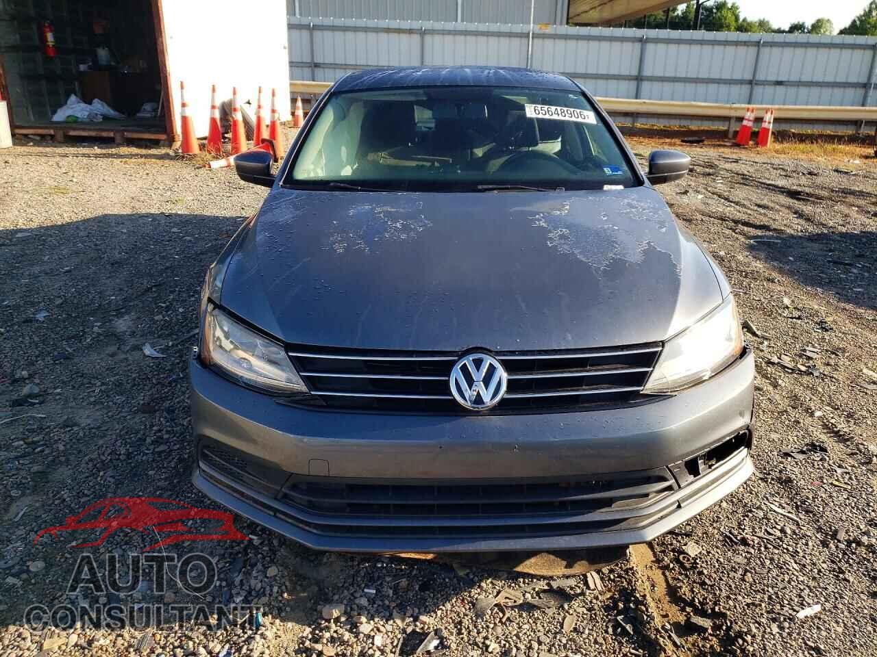 VOLKSWAGEN JETTA 2017 - 3VW2B7AJ1HM305595