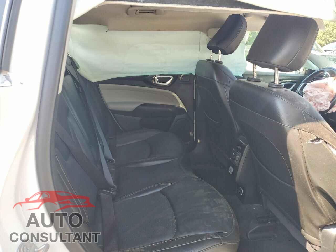 JEEP COMPASS 2022 - 3C4NJDCB8NT159334