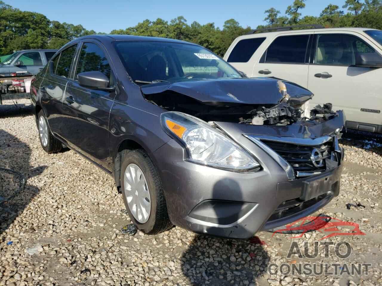 NISSAN VERSA 2017 - 3N1CN7AP5HL817405