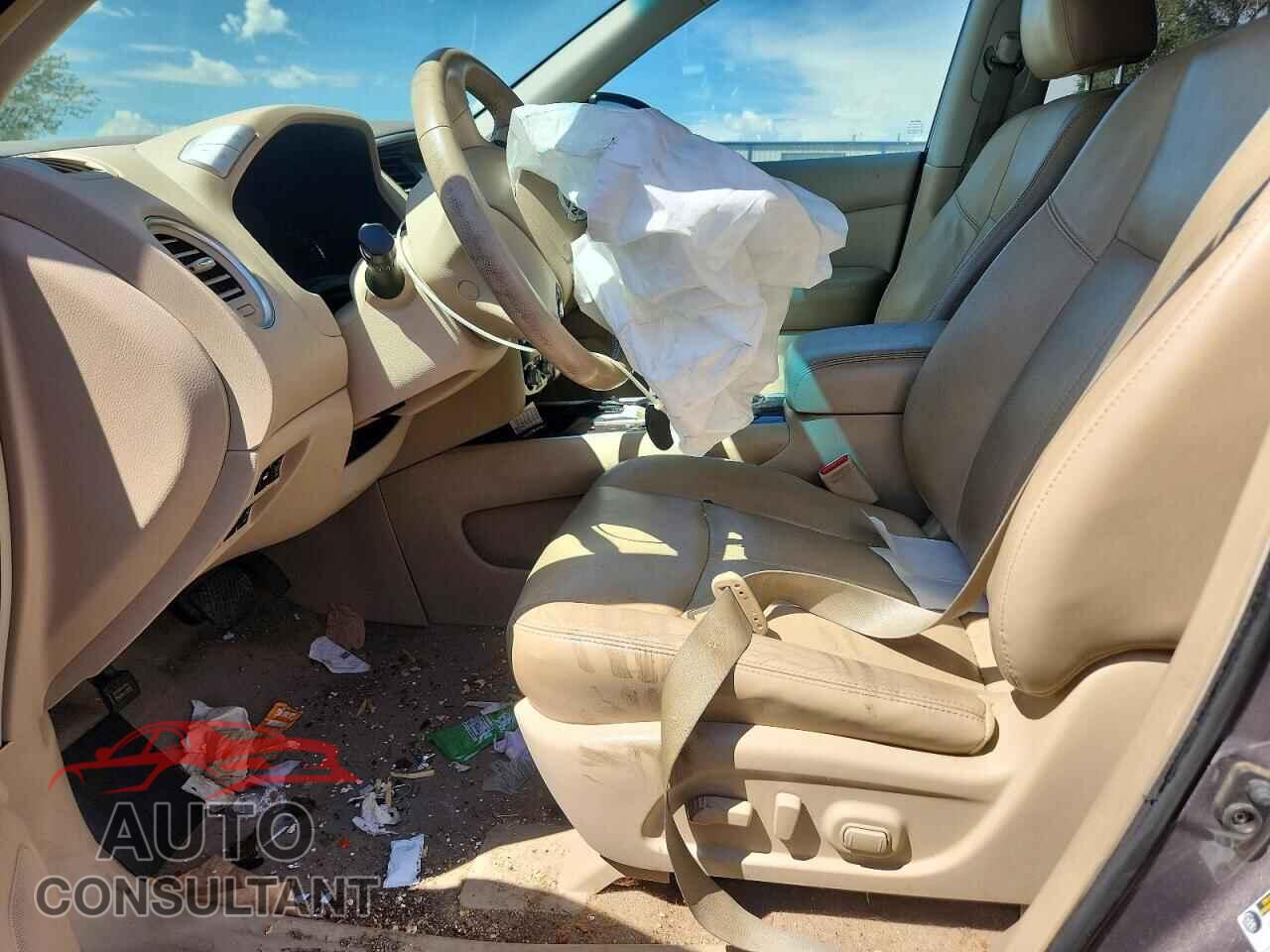 NISSAN PATHFINDER 2013 - 5N1AR2MN0DC618110