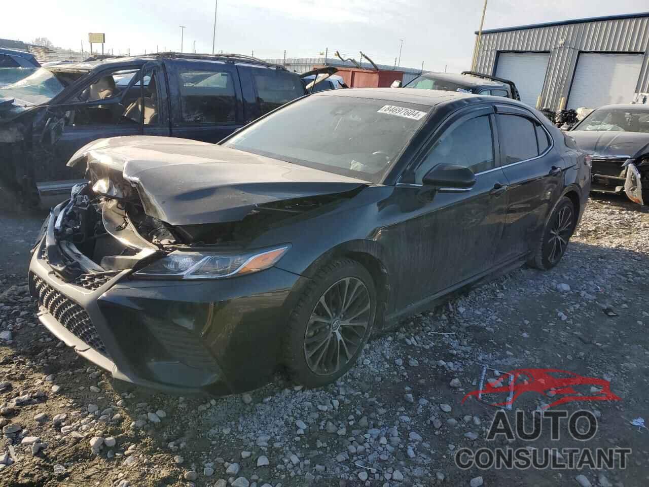 TOYOTA CAMRY 2018 - 4T1B11HK5JU554822