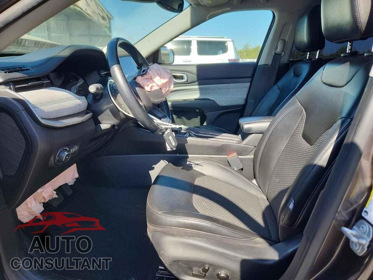 JEEP COMPASS 2022 - 3C4NJCBB7NT106703