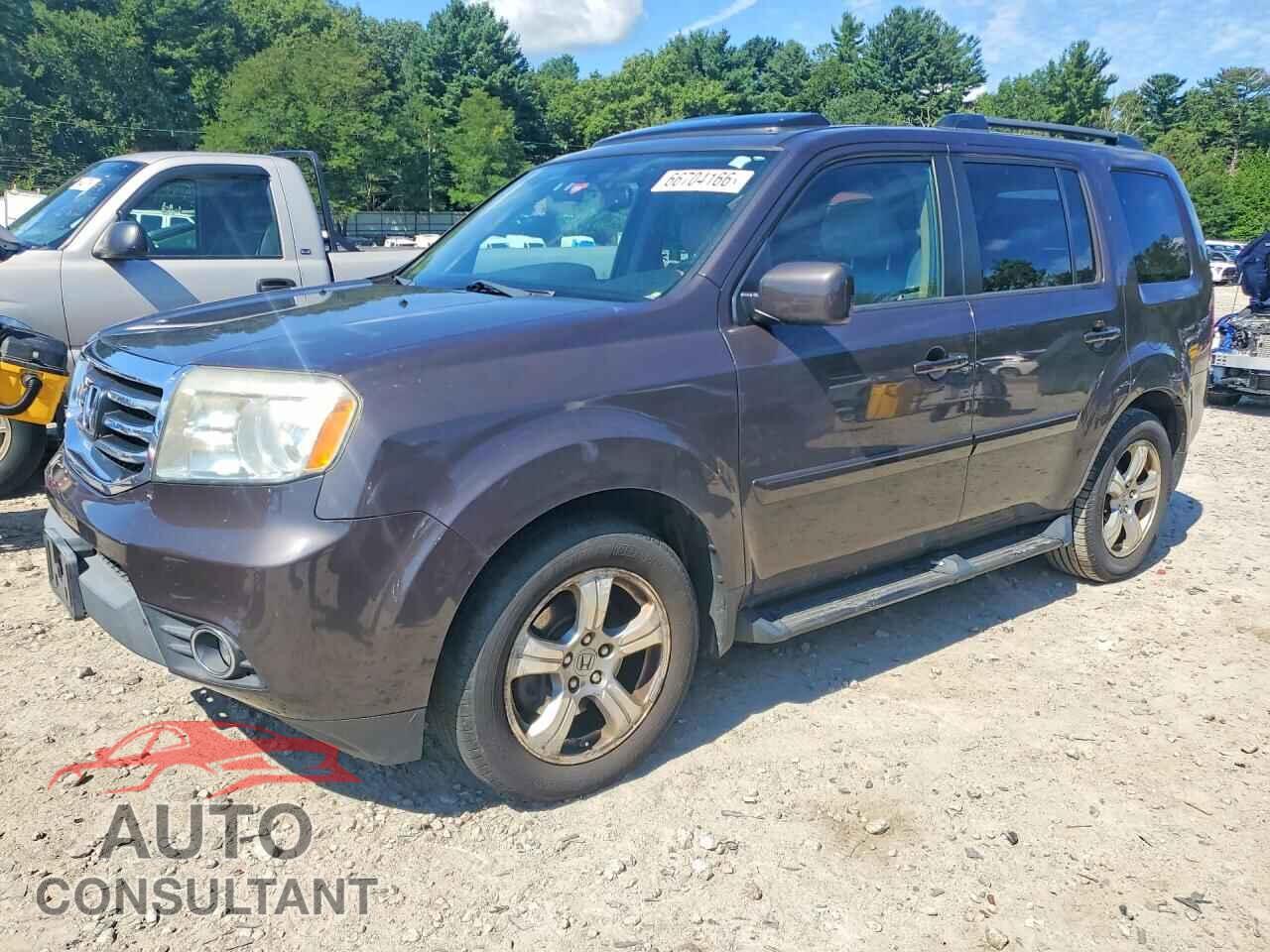 HONDA PILOT 2013 - 5FNYF4H6XDB061820