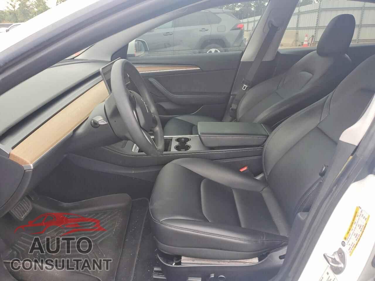 TESLA MODEL 3 2021 - 5YJ3E1EB9MF035559