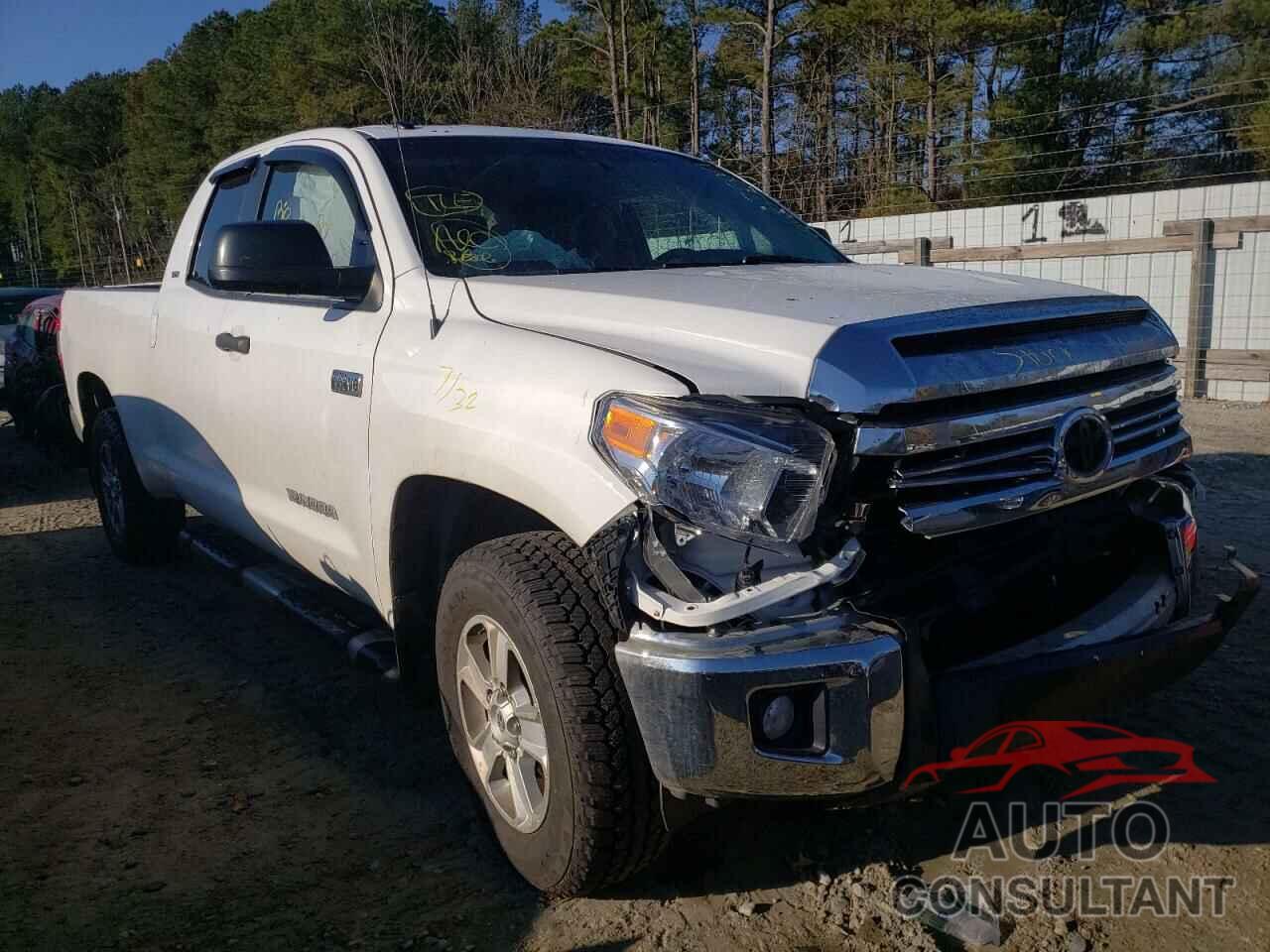 TOYOTA TUNDRA 2017 - 5TFUY5F17HX653807