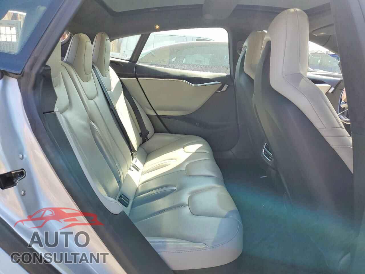 TESLA MODEL S 2016 - 5YJSA1E24GF153739